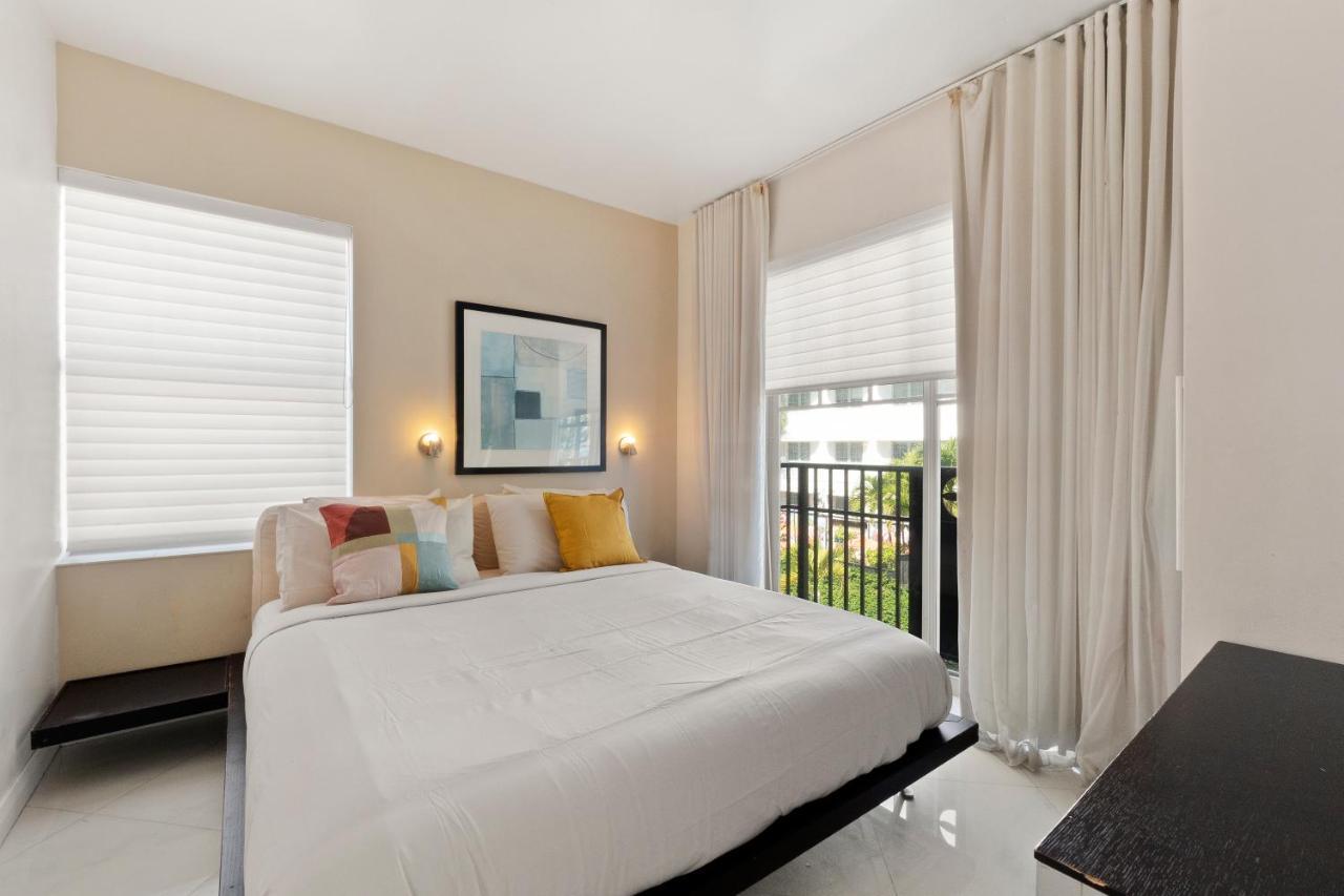 Ocean Drive Apartments With Rooftop Pool, South Beach, Miami ไมอามีบีช ภายนอก รูปภาพ