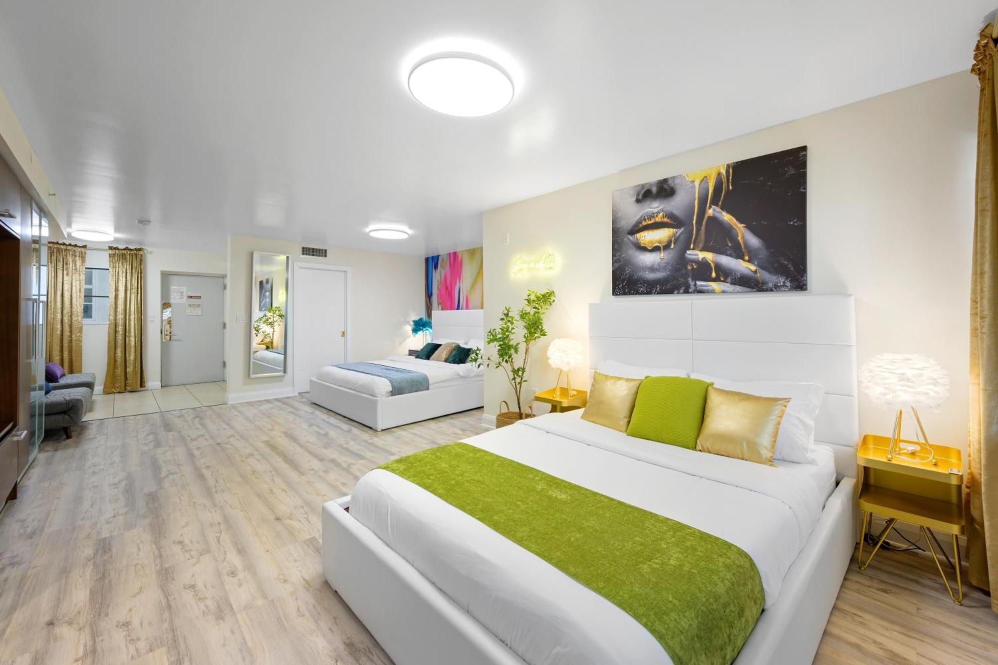 Ocean Drive Apartments With Rooftop Pool, South Beach, Miami ไมอามีบีช ภายนอก รูปภาพ