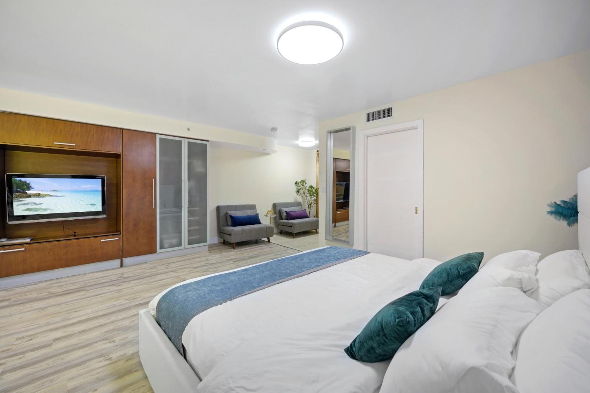 Ocean Drive Apartments With Rooftop Pool, South Beach, Miami ไมอามีบีช ภายนอก รูปภาพ